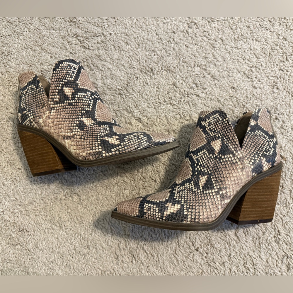 Vince Camuto Tan and Black Patterned Ankle Boots